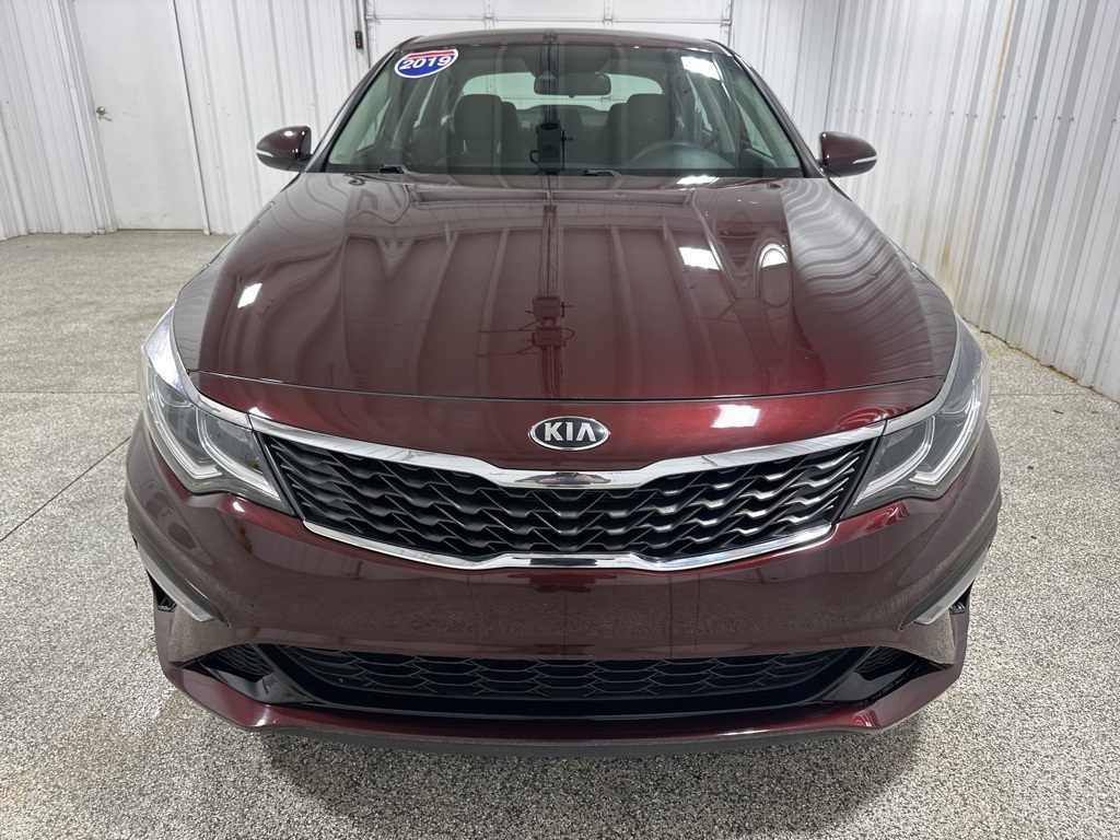 2019 Kia Optima LX photo 4