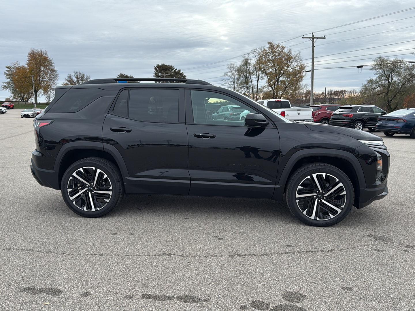 2026 Chevrolet Equinox RS photo 3