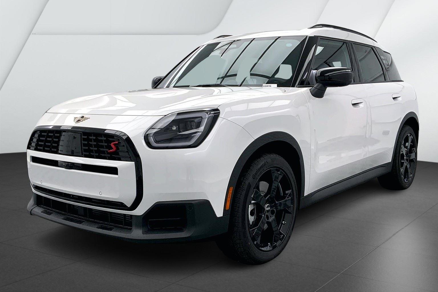 2026 MINI Countryman S's photo
