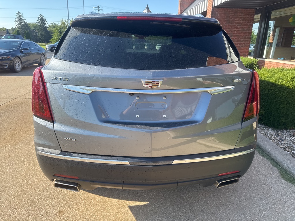 2022 Cadillac XT5 Luxury photo 5