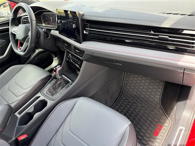 2025 Volkswagen Jetta GLI 2.0T Autobahn photo 16