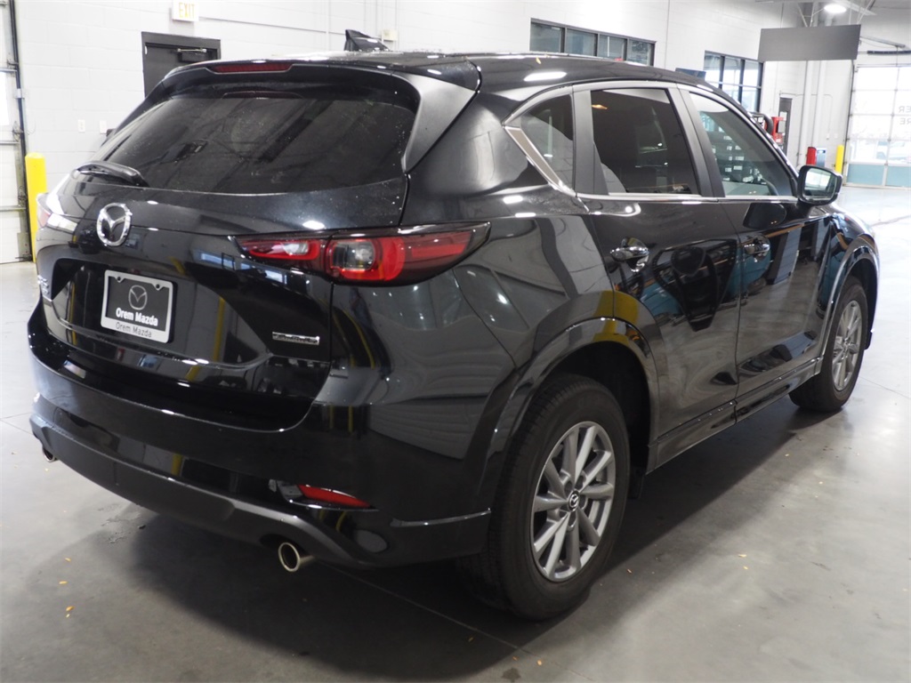 2025 Mazda CX-5 2.5 S Preferred photo 4