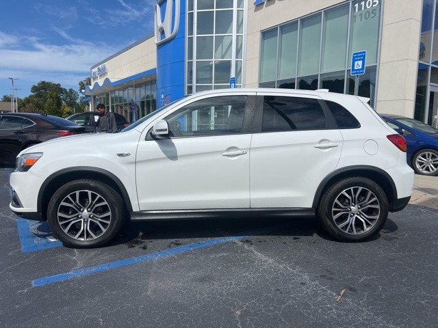 2019 Mitsubishi Outlander Sport SE photo 6