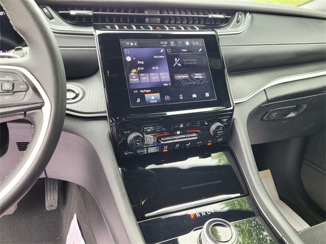 2024 Jeep Grand Cherokee Altitude photo 34