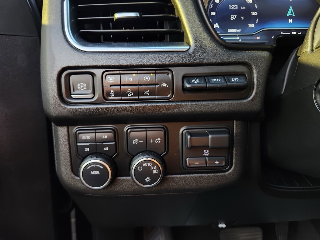 2023 Chevrolet Tahoe High Country photo 17