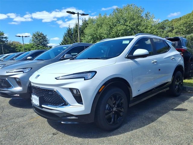 2026 Buick Encore GX Sport Touring photo 3