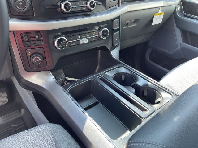 2023 Ford F-150 XLT photo 26