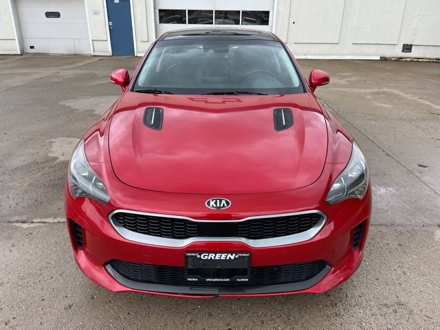 2019 Kia Stinger Premium photo 8