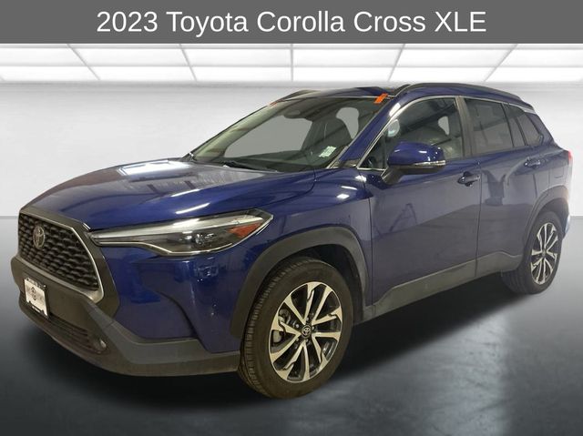 2023 Toyota Corolla Cross XLE's photo
