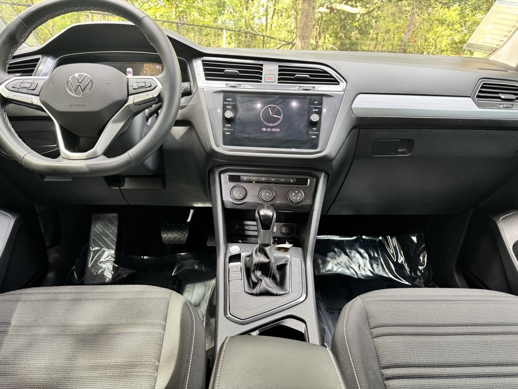 2024 Volkswagen Tiguan S photo 13