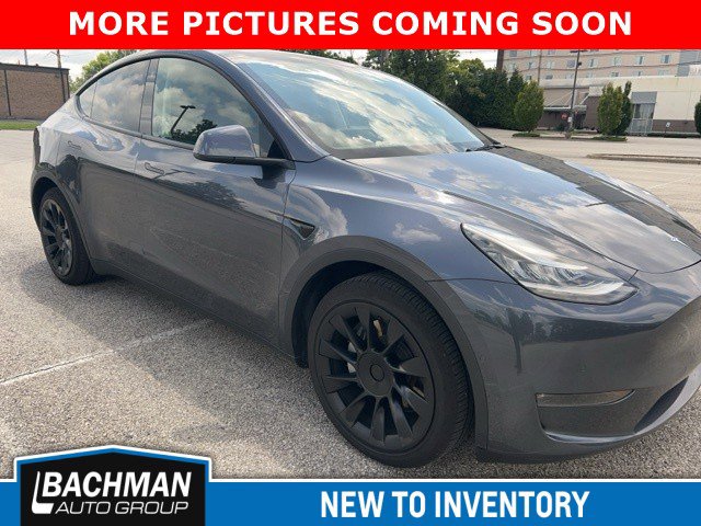 Used 2022 Tesla Model Y Long Range with VIN 7SAYGDEE9NA014174 for sale in Jeffersontown, KY
