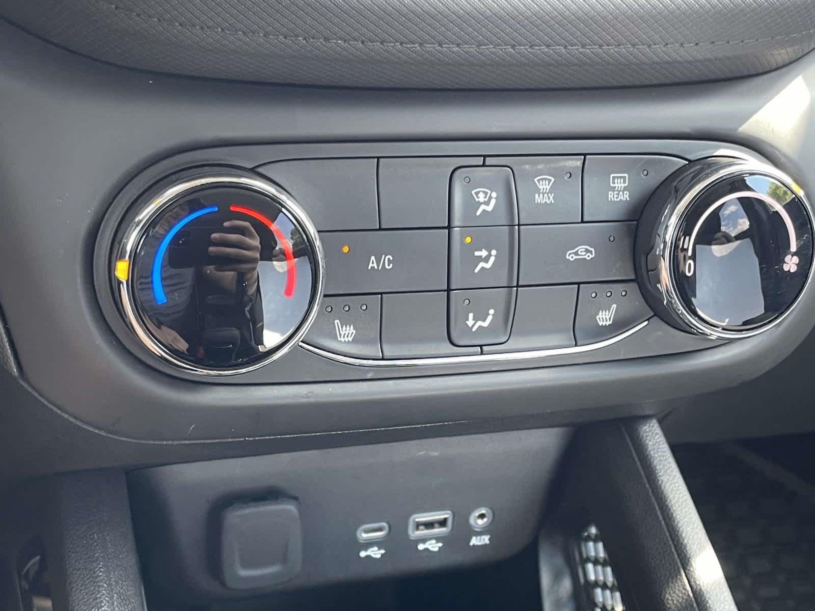 2022 Chevrolet Trailblazer LT photo 21