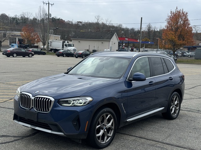 2022 BMW X3 30i's photo