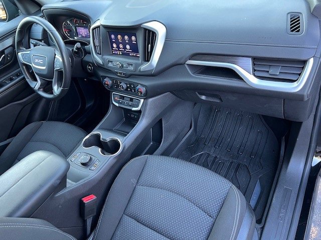 2022 Gmc Terrain SLE photo 15