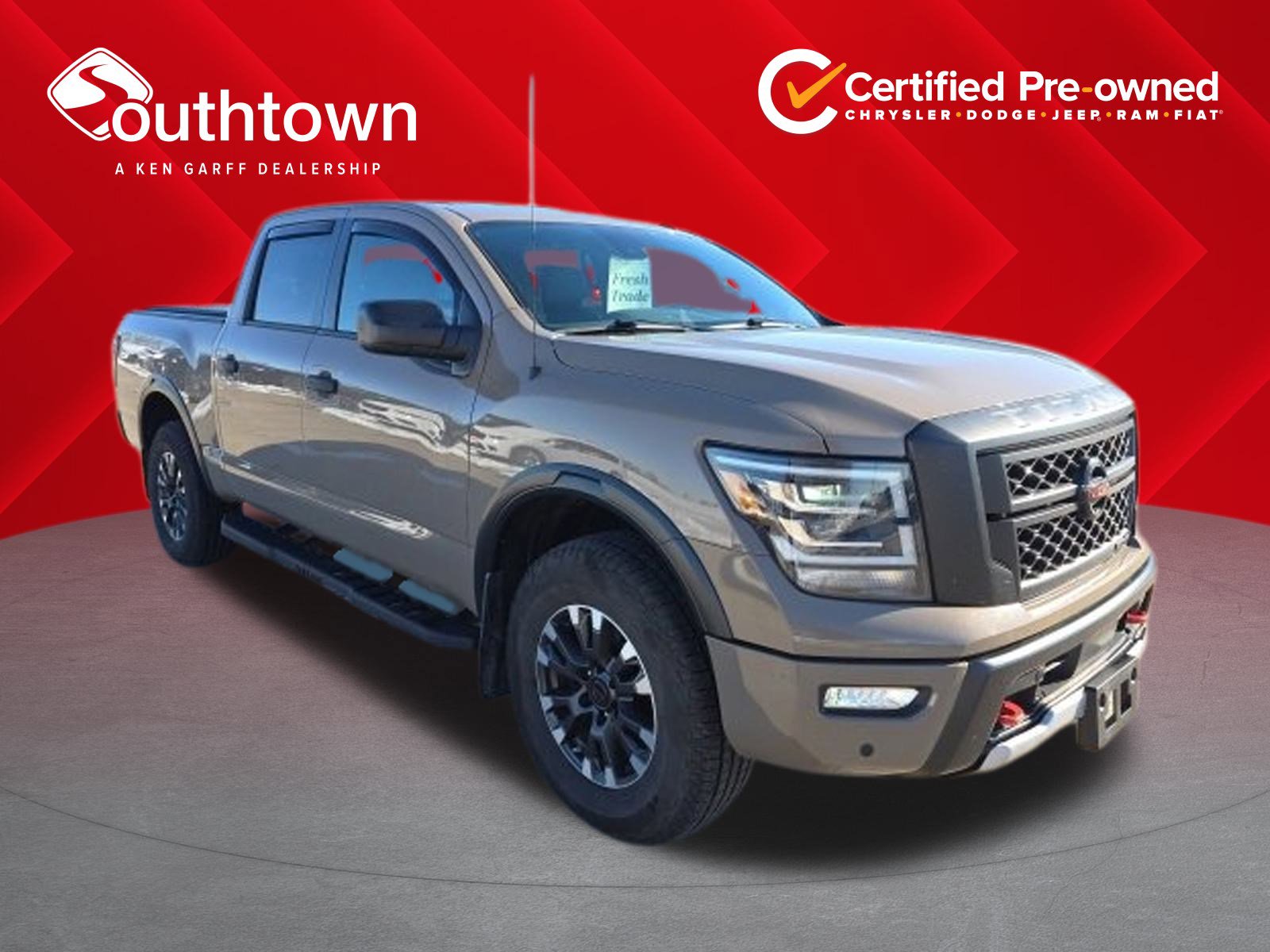 2021 Nissan Titan PRO-4X's photo