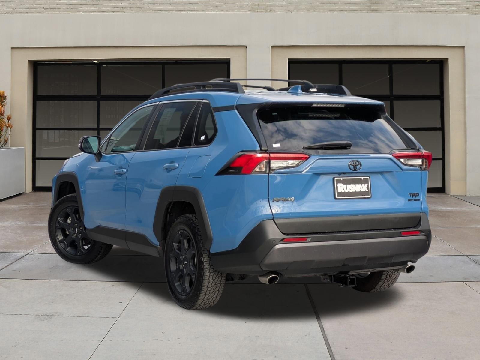 2023 Toyota RAV4 TRD photo 2