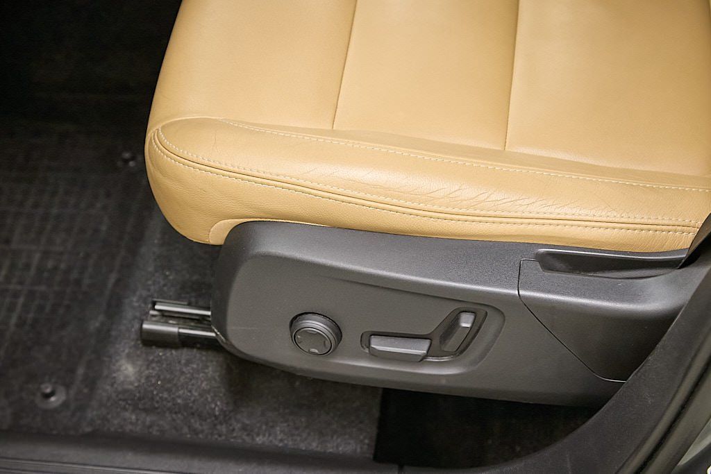 2019 VOLVO XC40 - Image 14