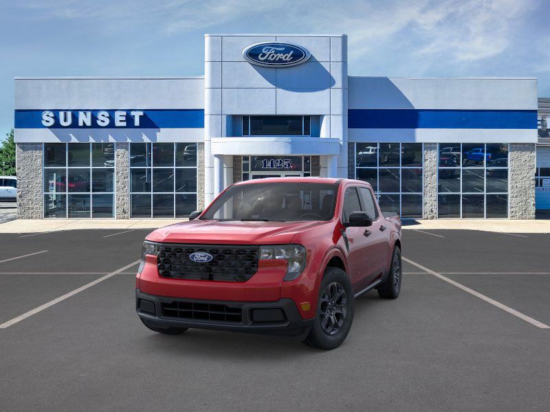 2025 Ford Maverick XLT photo 2