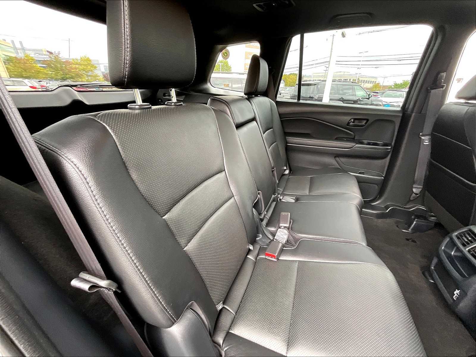2023 Honda Passport EX-L photo 16