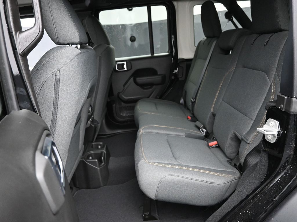 2025 Jeep Wrangler Sport S photo 9