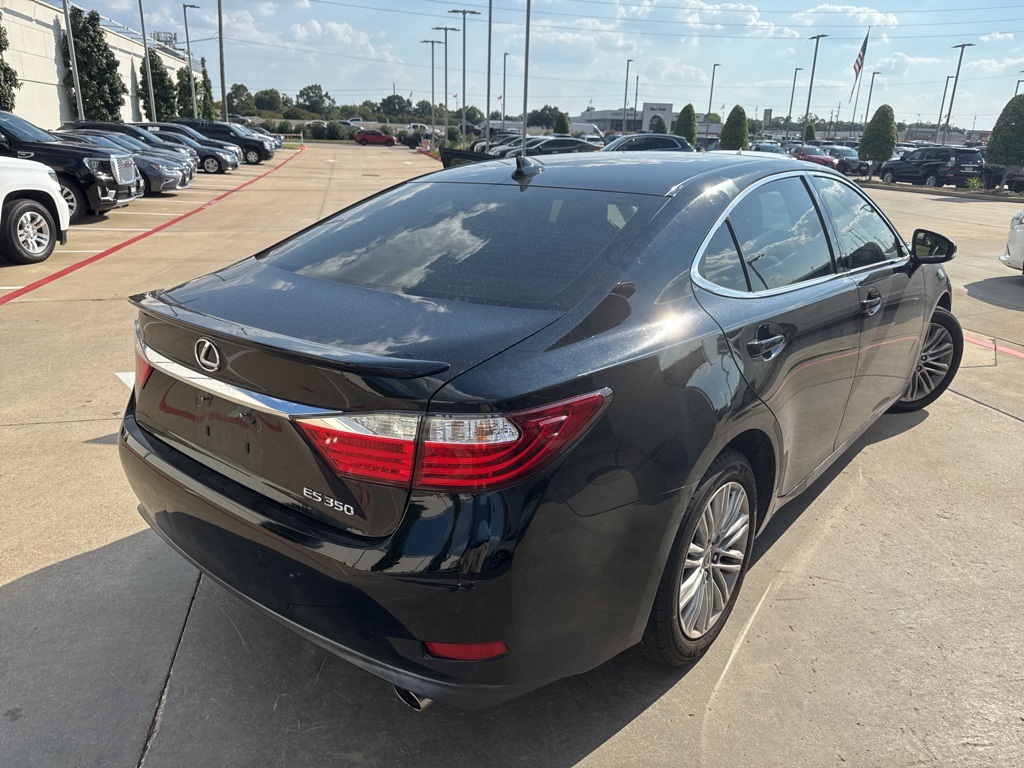 2013 Lexus ES 350 photo 3