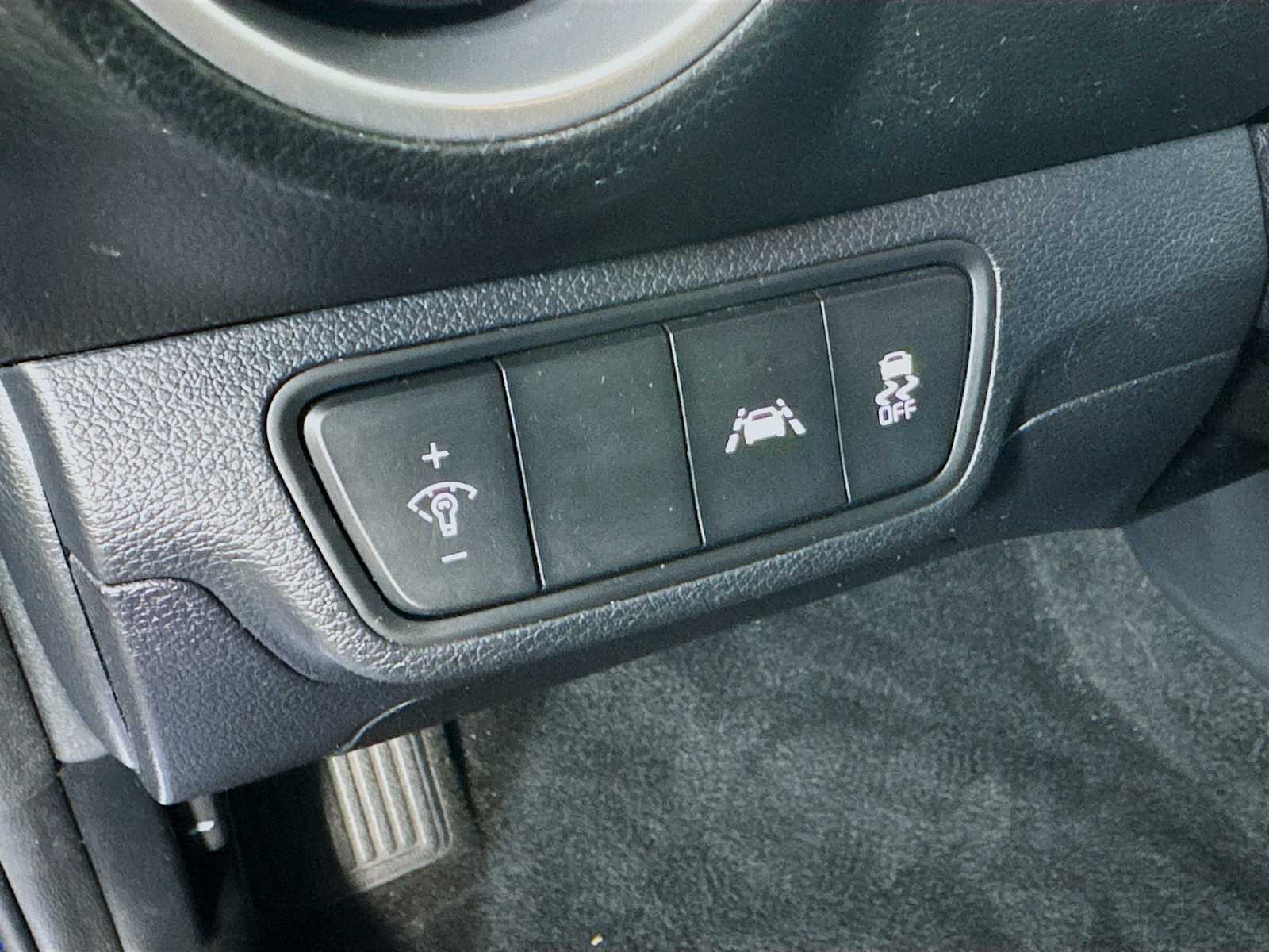 2020 Kia Forte LXS photo 8