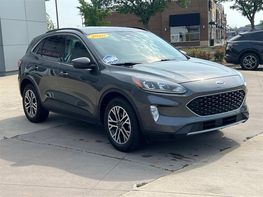 2020 Ford Escape SEL photo 7