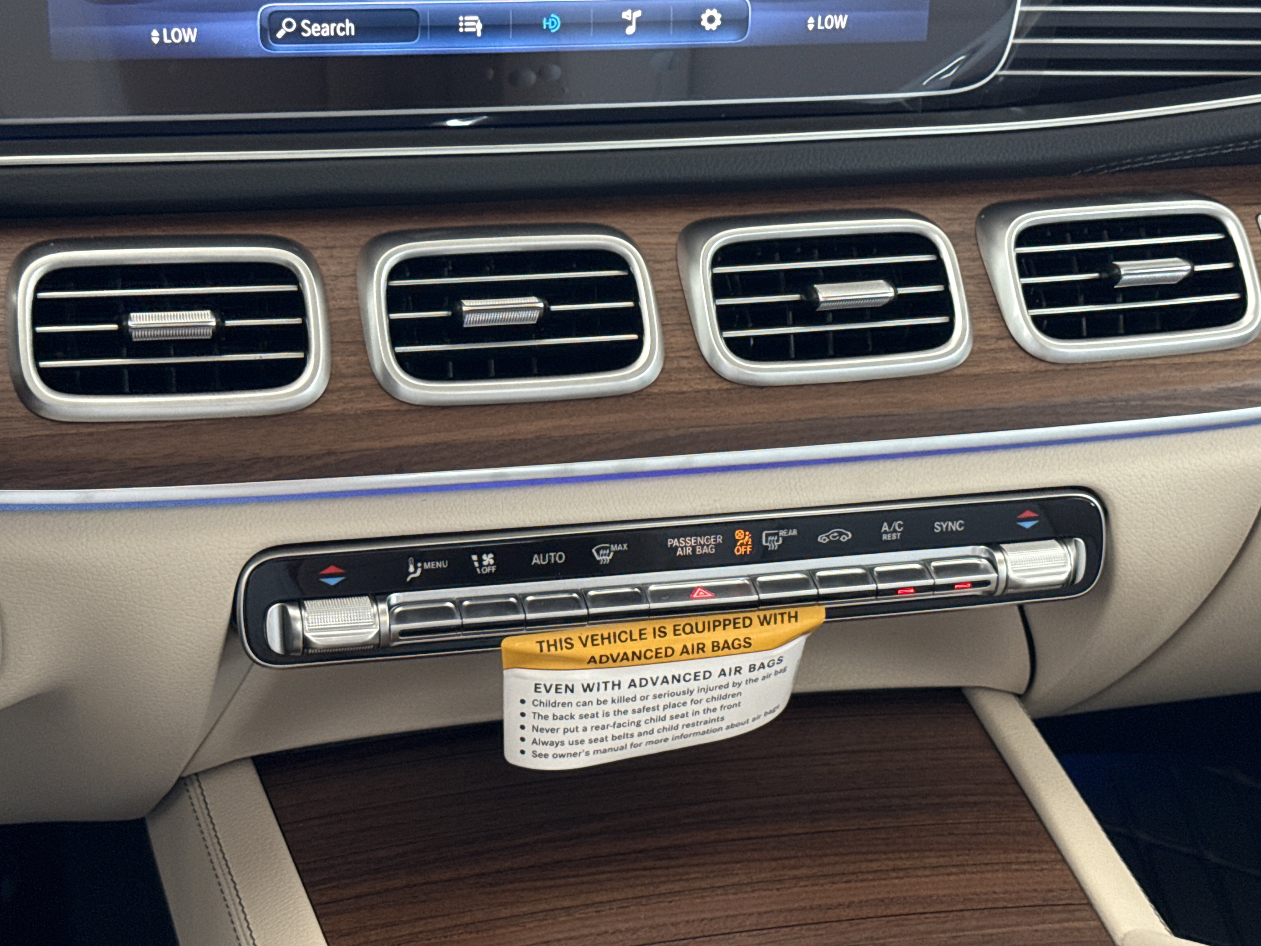 2026 Mercedes Benz GLS 450 4MATIC photo 8