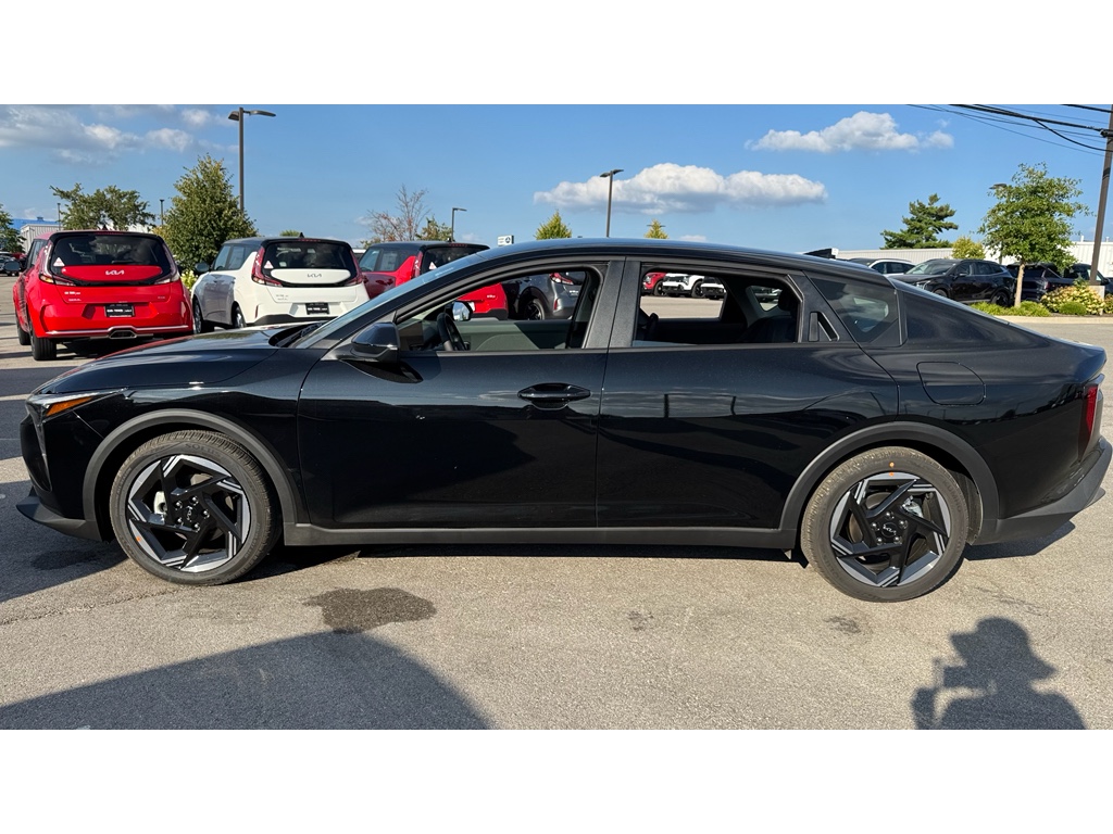 2025 Kia K4 EX photo 22