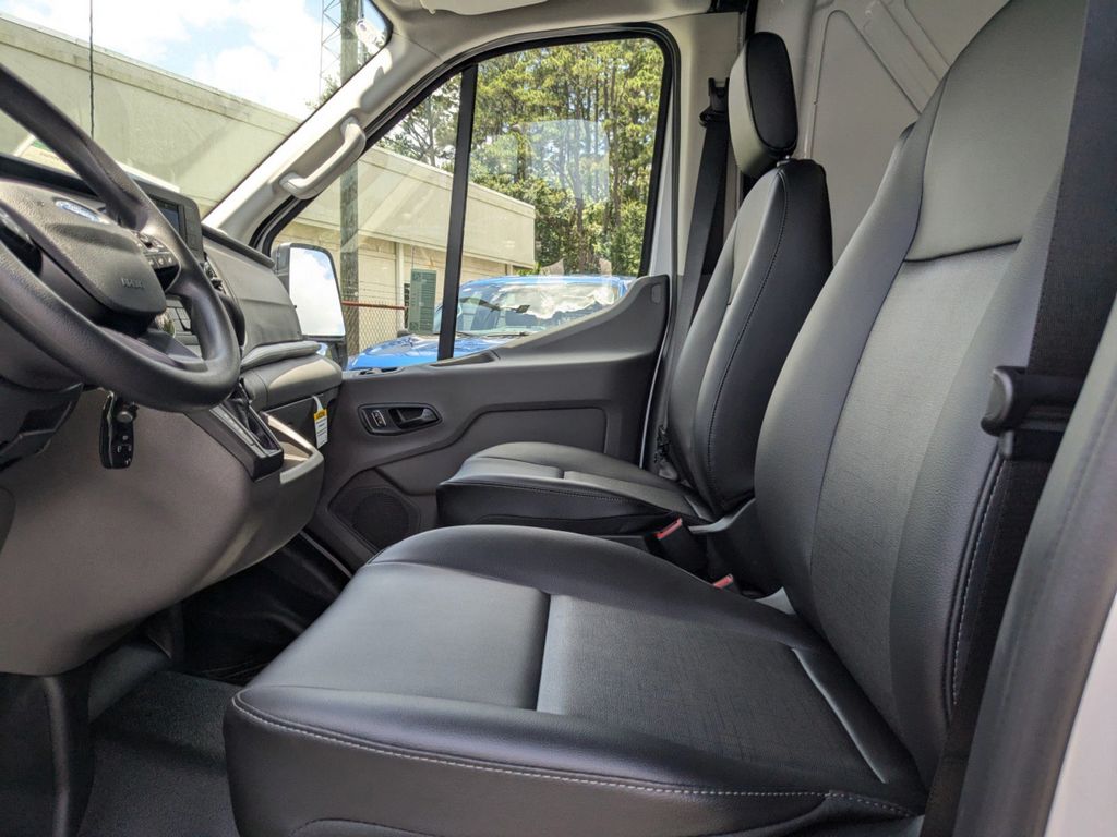 2025 Ford Transit photo 19