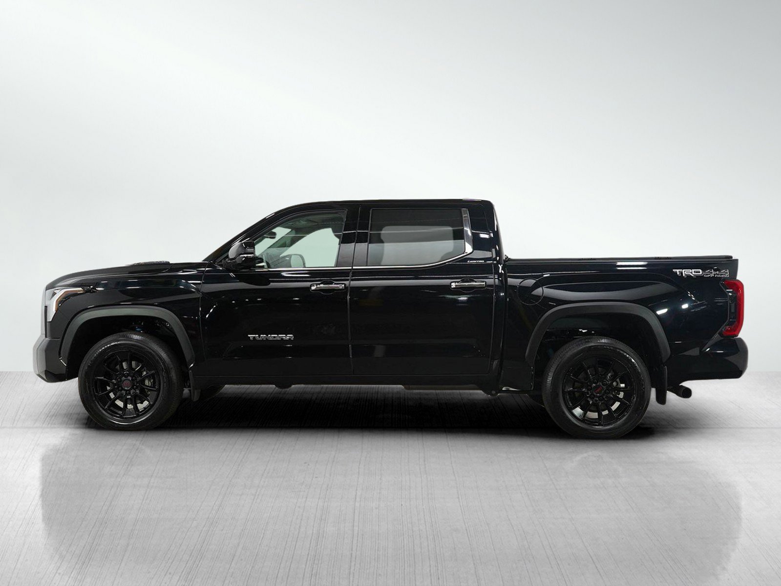 Used 2023 Toyota Tundra Limited with VIN 5TFJC5DB2PX025343 for sale in Bloomington, Minnesota