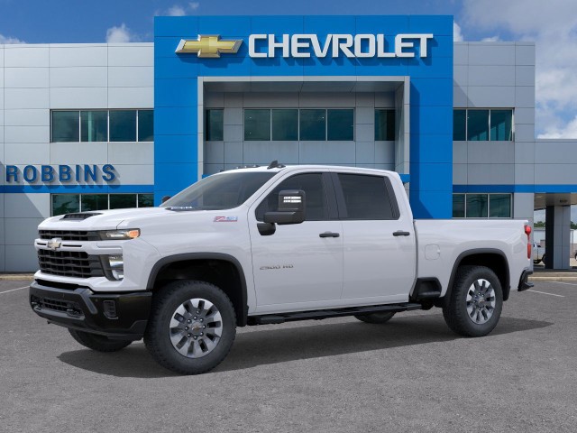 2026 Chevrolet Silverado 2500HD Custom photo 2