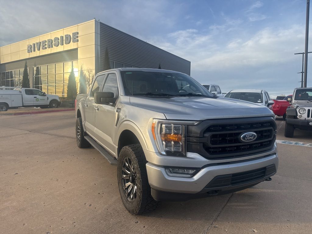 2023 Ford F-150 XLT's photo