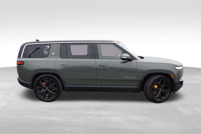2024 Rivian R1S Launch Edition photo 3