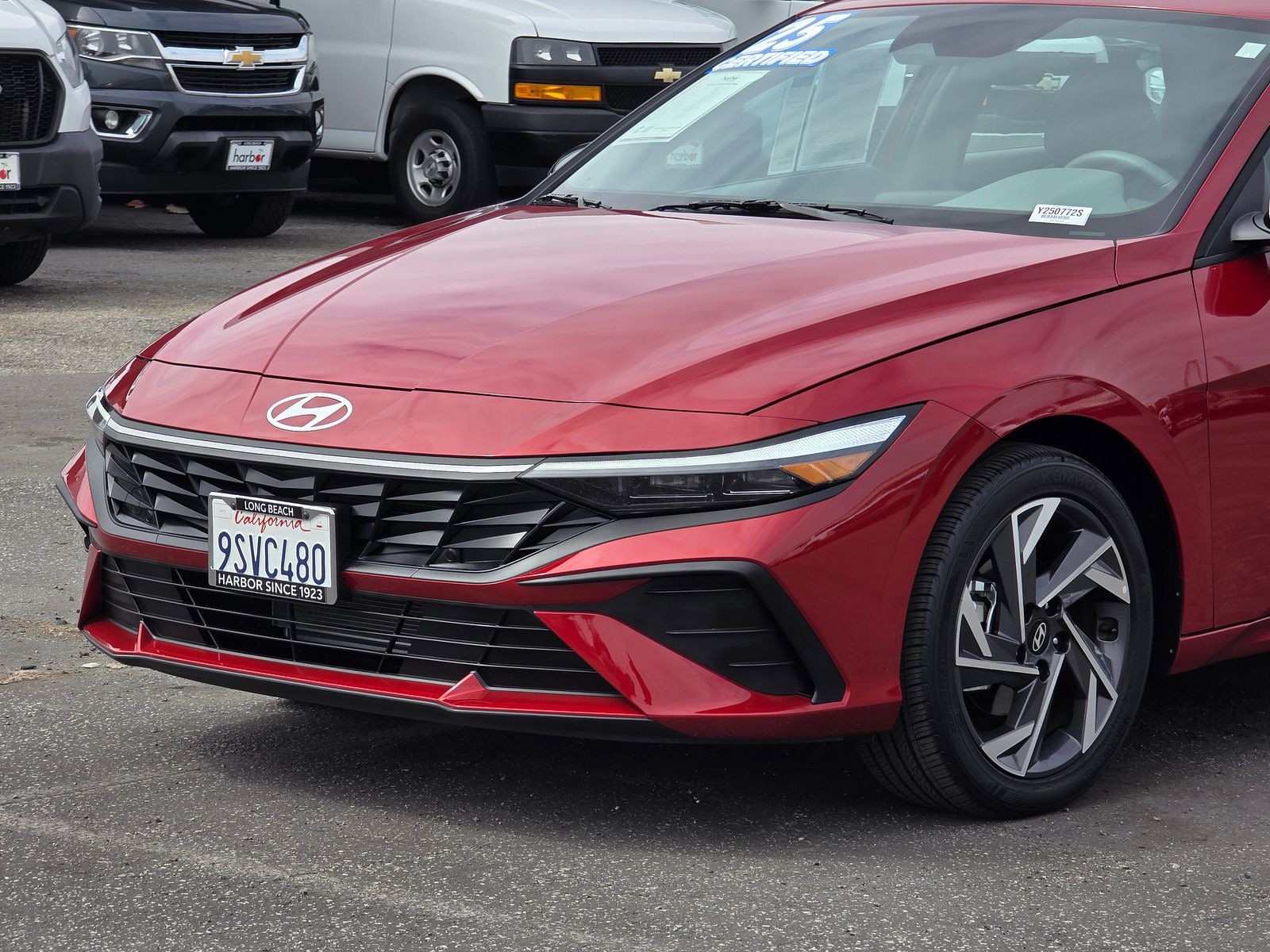 2025 Hyundai Elantra SEL Sport photo 4