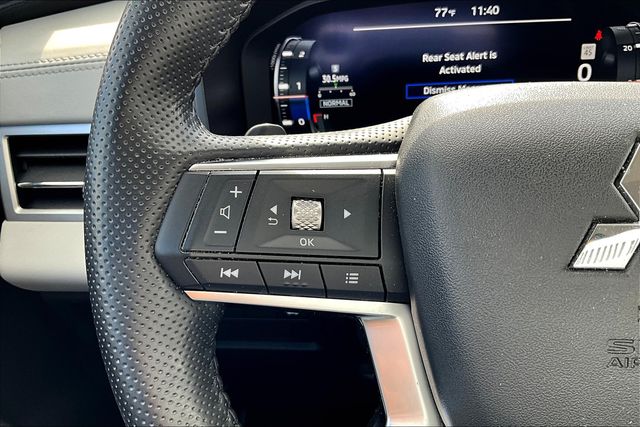 2024 Mitsubishi Outlander SEL photo 14
