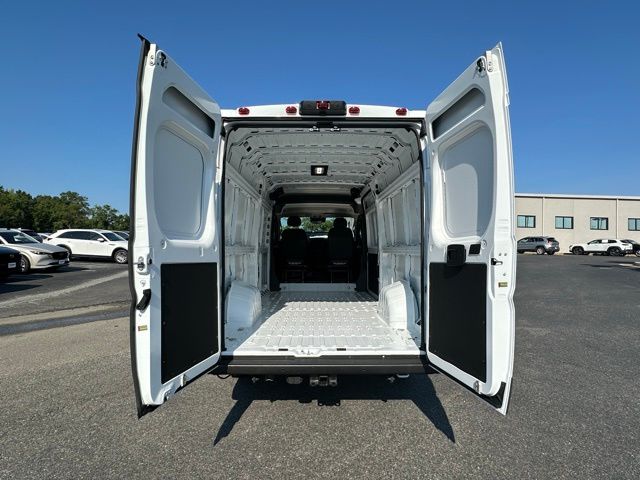 2025 Ram ProMaster 3500 Cargo Van photo 10