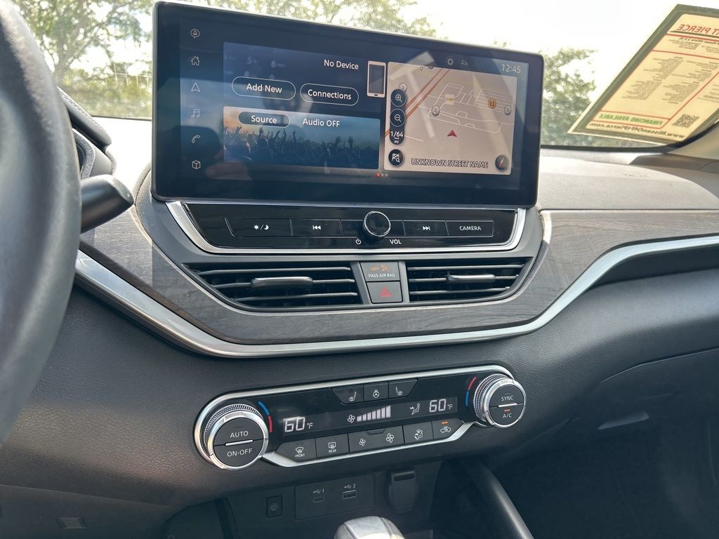 2024 Nissan Altima 2.5 SL photo 25