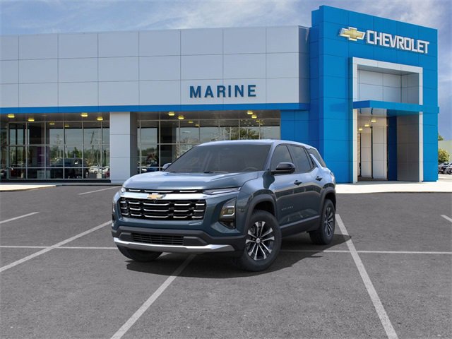 2026 Chevrolet Equinox LT photo 4