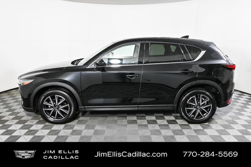 2017 Mazda CX-5 Grand Touring photo 2
