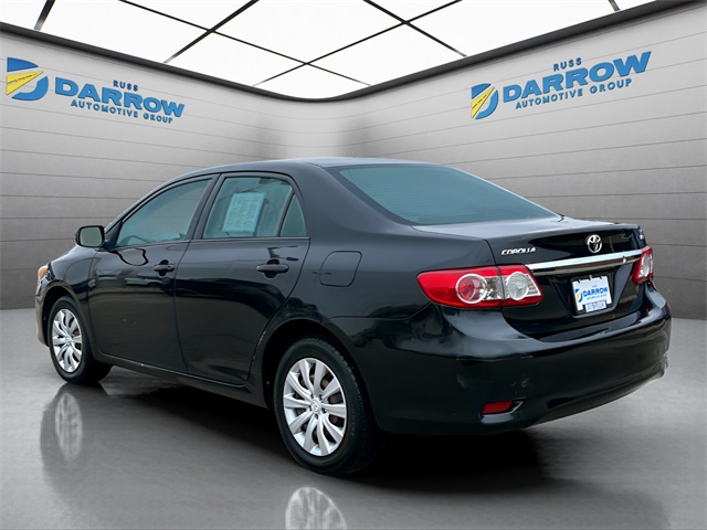 2012 Toyota Corolla LE photo 3