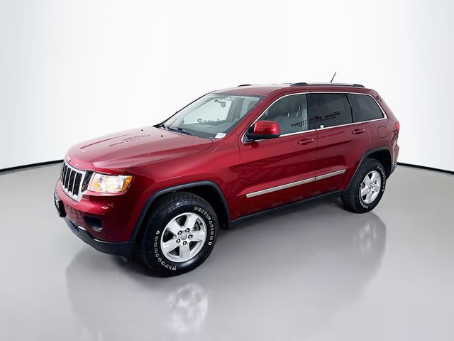 2013 Jeep Grand Cherokee Laredo photo 3