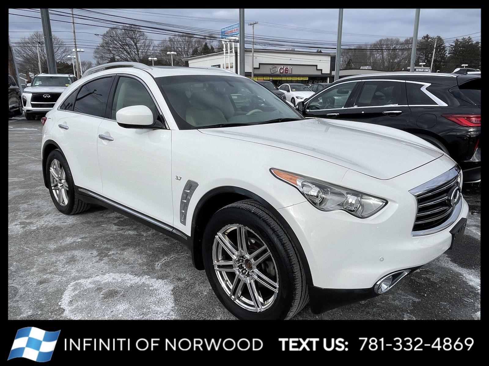 2015 INFINITI QX70 Base's photo