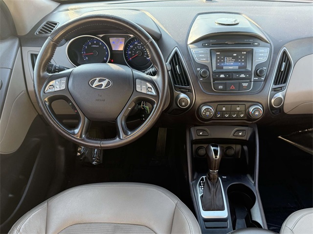 2015 Hyundai Tucson SE photo 14