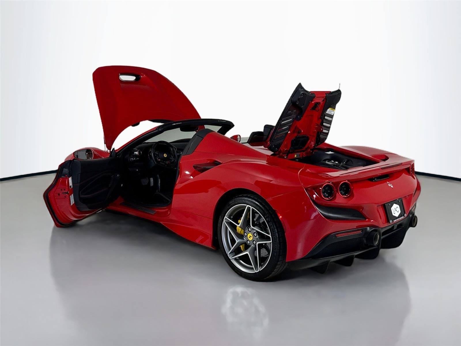 2022 Ferrari F8 Spider photo 34