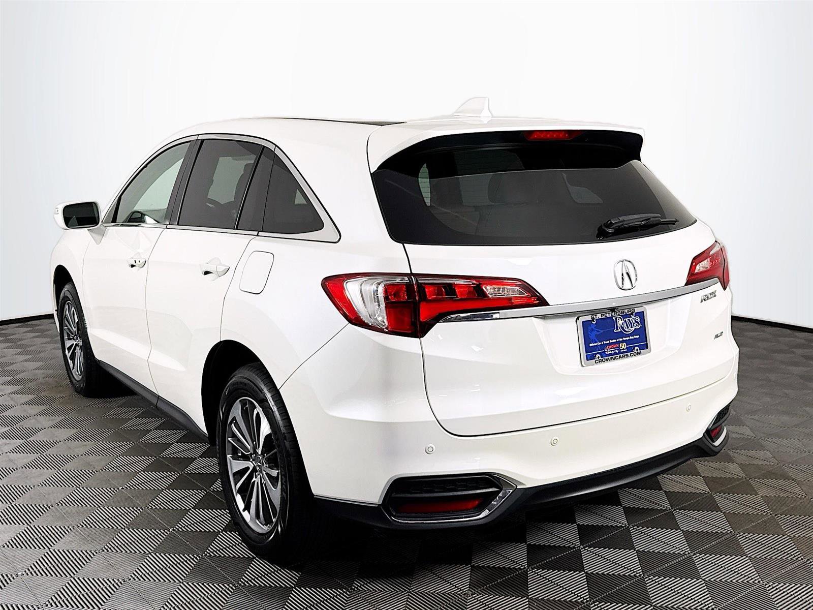 2016 Acura RDX Advance photo 5