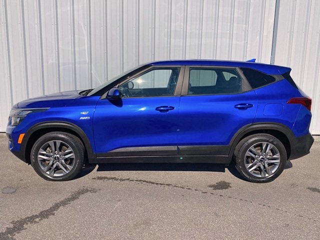 2022 Kia Seltos LX photo 5