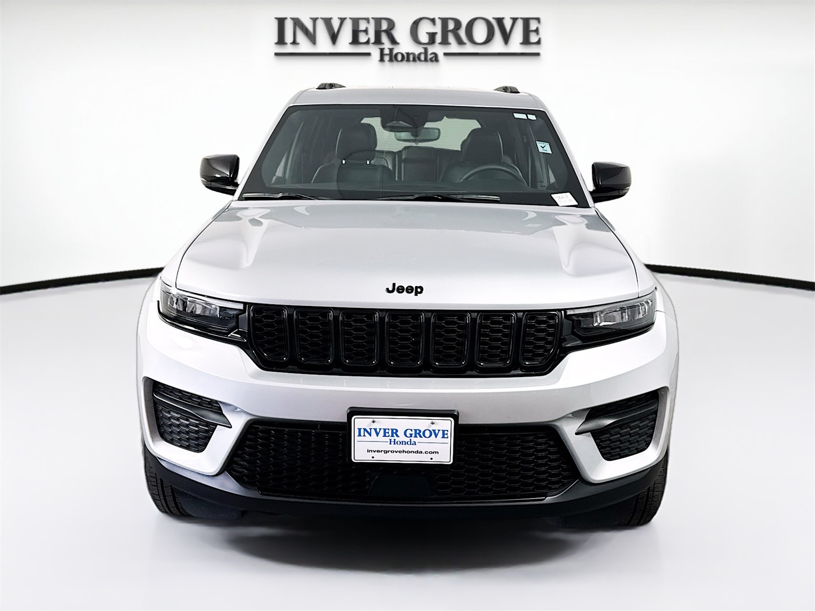 Used 2024 Jeep Grand Cherokee Altitude with VIN 1C4RJHAG6RC108634 for sale in Inver Grove Heights, Minnesota