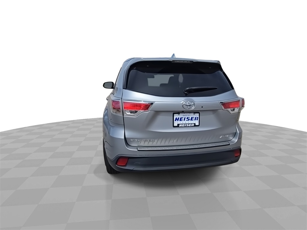 2020 Toyota Highlander Hybrid XLE photo 6