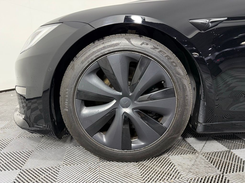 2021 Tesla Model S Long Range photo 9